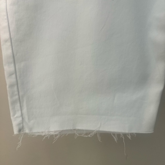 NWT LEVI’S 511 Slim Shorts White Denim Raw Hem Roll Up Casual Summer Jean Shorts - Picture 10 of 15